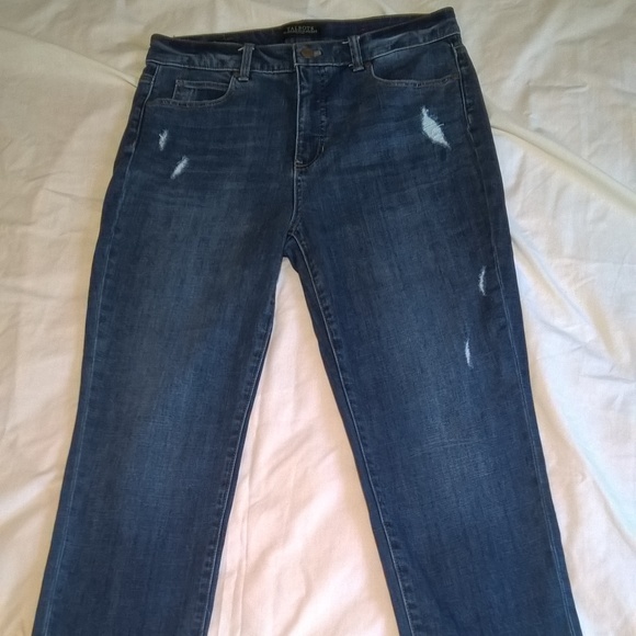 Talbots Flawless Five-Pocket Distressed Jeans - Picture 1 of 4